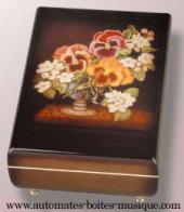 Bo&icirc;tes &agrave; bijoux musicales avec photo Bo&icirc;te &agrave; bijoux musicale avec photo : bo&icirc;te &agrave; bijoux musicale "Bouquet de fleurs dans un vase"