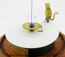 Automates haut de gamme de tous types Automate musical avec globe en verre : chat lunaire en laiton poli