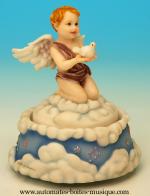 Anges automates musicaux Ange automate musical : ange automate avec pigeon