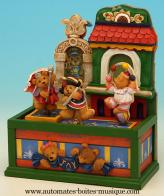 Automates musicaux en bois Automate musical en bois : ours au pays des jouets