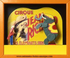 Tableaux m&eacute;caniques Tableau m&eacute;canique anim&eacute; : tableau m&eacute;canique anim&eacute; "Le dresseur d'&eacute;l&eacute;phants"