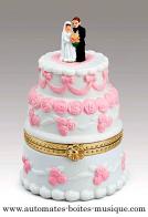 Bo&icirc;tes &agrave; musique pour mariages Bo&icirc;te &agrave; musique pour mariages : g&acirc;teau des mari&eacute;s