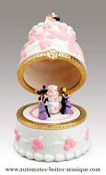 Bo&icirc;tes &agrave; musique pour mariages Bo&icirc;te &agrave; musique pour mariages : g&acirc;teau des mari&eacute;s
