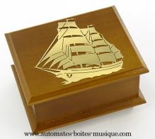 Bo&icirc;tes &agrave; musique et bo&icirc;tes &agrave; bijoux musicales Pirates de Cara&iuml;bes Bo&icirc;te &agrave; musique Pirates des Cara&iuml;bes 3 : "Jusqu'au bout du monde"