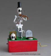 Automates de magie, automates truqu&eacute;s miniaturis&eacute;s Automate de magie miniaturis&eacute;, automate truqu&eacute; miniaturis&eacute; : "Le squelette violoniste"