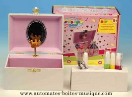 Bo&icirc;tes &agrave; bijoux musicales avec ballerines Bo&icirc;te &agrave; bijoux musicale en bois avec ballerine : bo&icirc;te &agrave; bijoux musicale &agrave; d&eacute;corer soi-m&ecirc;me
