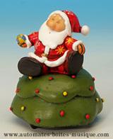 Bo&icirc;tes &agrave; musique anim&eacute;es avec p&egrave;res No&euml;l Bo&icirc;te &agrave; musique avec p&egrave;re No&euml;l automate tournant : bo&icirc;te &agrave; musique p&egrave;re No&euml;l avec ballon