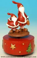 Bo&icirc;tes &agrave; musique anim&eacute;es de No&euml;l avec personnages de No&euml;l Bo&icirc;te &agrave; musique anim&eacute;e de No&euml;l avec personnages de No&euml;l : bo&icirc;te &agrave; musique avec fr&egrave;res P&egrave;res No&euml;l