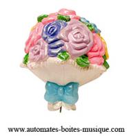 Bo&icirc;te &agrave; bijoux musicale Trousselier avec bouquet de fleurs tournant Bo&icirc;te &agrave; bijoux musicale Trousselier : bo&icirc;te &agrave; bijoux vanity case avec bouquet de fleurs tournant