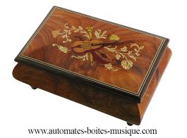 Bo&icirc;tes &agrave; bijoux musicales en bois naturel fabriqu&eacute;es en Italie (18 et 30 lames) Bo&icirc;te &agrave; bijoux musicale en bois naturel : bo&icirc;te &agrave; bijoux avec marqueterie instruments de musique