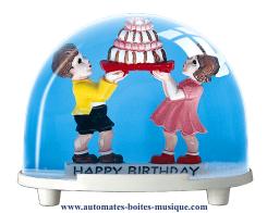 Boules à neige non musicales fabriquées en Allemagne (sur commande) Boule à neige classique non musicale allemande : boule à neige en plastique avec gâteau d'anniversaire