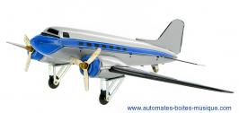 Jouets m&eacute;caniques en m&eacute;tal, t&ocirc;le et fer blanc Jouet m&eacute;canique en m&eacute;tal, t&ocirc;le et fer blanc : jouet m&eacute;canique avion &agrave; h&eacute;lices