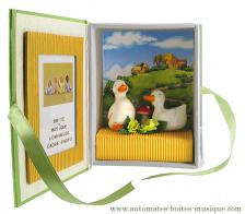 Bo&icirc;tes &agrave; surprises musicales et lumineuses Bo&icirc;te &agrave; surprise musicale lumineuse : bo&icirc;te livre musical lumineux avec canards