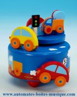 Jouets musicaux en bois Jouet musical en bois peint &agrave; la main : bo&icirc;te &agrave; musique "Voitures"