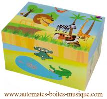 Bo&icirc;tes &agrave; bijoux musicales avec animaux Bo&icirc;te &agrave; bijoux musicale Trousselier avec animal dansant : bo&icirc;te &agrave; bijoux avec girafe