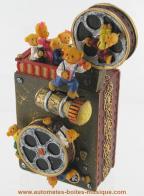 Ours automates musicaux Ours automates musicaux en polystone : ours automates musicaux "Le cin&eacute;ma des ours"