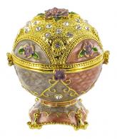 Oeufs non musicaux de style Faberg&eacute; en m&eacute;tal Oeuf non musical de style Faberg&eacute; en m&eacute;tal et strass : oeuf-&eacute;crin non musical mauve