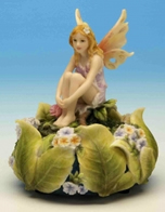 Jouets musicaux en porcelaine/polystone Jouet musical en polystone : jouet musical automate f&eacute;e champ&ecirc;tre
