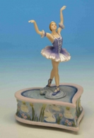 Jouets musicaux en porcelaine/polystone Jouet musical en polystone : jouet automate musical ballerine