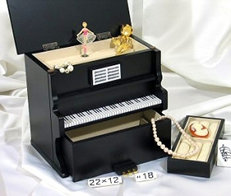 Bo&icirc;tes &agrave; bijoux musicales avec ballerines Instrument de musique : piano droit avec ballerine dansante