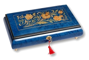 Bo&icirc;tes &agrave; bijoux musicales lut&egrave;ce cr&eacute;ations 18 et 30 lames Bo&icirc;te &agrave; bijoux musicale : bo&icirc;te &agrave; bijoux de 30 lames avec marqueterie fleurs