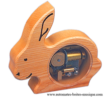Bo&icirc;tes &agrave; musique animaux en bois Bo&icirc;te &agrave; musique en bois avec m&eacute;canisme musical suisse : bo&icirc;te &agrave; musique lapin