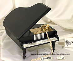 Instruments de musique miniature en bois Instrument de musique miniature : bo&icirc;te &agrave; musique piano &agrave; queue