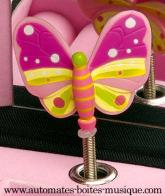 Bo&icirc;tes &agrave; bijoux musicales avec animaux Bo&icirc;te &agrave; bijoux musicale Trousselier : bo&icirc;te Trousselier avec papillon
