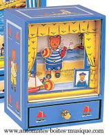 Bo&icirc;tes &agrave; musique avec animaux Bo&icirc;te &agrave; musique anim&eacute;e Trousselier : bo&icirc;te Trousselier avec ours marin