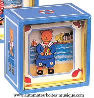 Bo&icirc;tes &agrave; musique avec animaux Bo&icirc;te &agrave; musique anim&eacute;e Trousselier : bo&icirc;te Trousselier avec ours marin
