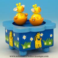 Bo&icirc;tes &agrave; musique pour la petite enfance Bo&icirc;te &agrave; musique anim&eacute;e pour enfants : bo&icirc;te &agrave; musique avec girafes dansantes