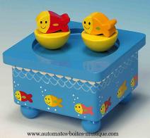Bo&icirc;tes &agrave; musique pour la petite enfance Bo&icirc;te &agrave; musique anim&eacute;e pour enfants : bo&icirc;te &agrave; musique avec poissons dansants