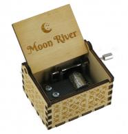Boîtes à musique à manivelle en bois Boîte à musique à manivelle en bois sculpté et gravé: boîte à musique "Moon river"