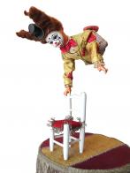 Automates vendus Automate musical traditionnel: clown équilibriste par Michel Marcu