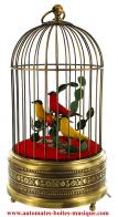 Oiseaux chanteurs automates mécaniques Oiseaux chanteurs mécaniques : 3 oiseaux chanteurs automates dans cage ancienne