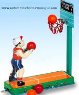 Jouets mécaniques en métal, tôle ou fer blanc Jouet mécanique en métal, tôle et fer blanc : jouet mécanique basketball