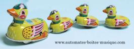 Jouets mécaniques en métal, tôle ou fer blanc non disponibles Jouet mécanique en métal, tôle et fer blanc : jouet mécanique famille de canards