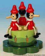 Boîtes à musique avec personnages Jouet musical en bois : jouet musical avec plusieurs Pinocchio en bois