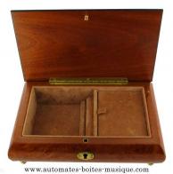 Boîtes à bijoux musicales en bois naturel fabriquées en Italie (18 et 30 lames) Boîte à bijoux musicale en bois naturel : boîte à bijoux avec marqueterie simple filet
