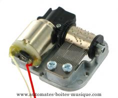 Mécanismes musicaux électriques fonctionnant avec une pile d' 1,5 V Mécanisme musical électrique : mécanisme musical électrique sans axe prolongé