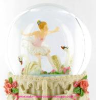 Boules à neige musicales classiques (en stock) Boule à neige musicale : boule à neige musicale scintillante "Danseuse de ballet"