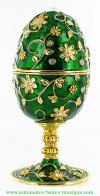 Oeufs musicaux en métal de style Fabergé Oeuf musical de style Fabergé : oeuf musical vert en métal avec dorures