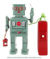 Jouets en métal, tôle ou fer blanc : robots mécaniques en métal Robot mécanique en métal, tôle et fer blanc : robot mécanique en métal "Lantern robot"