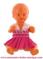 Poupées Très petite poupée articulée en matière plastique : poupée articulée fille avec jupe