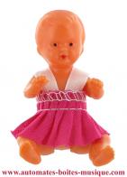 Poupées Très petite poupée articulée en matière plastique : poupée articulée fille avec jupe