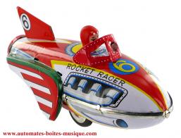 Jouets mécaniques en métal, tôle ou fer blanc Jouet mécanique en métal, tôle et fer blanc agrafé : jouet mécanique "Fusée Rocket racer"