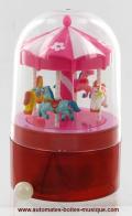 Les plus petits carrousels musicaux miniatures du monde Carrousel musical miniature en résine : très petit carrousel musical miniature rose et rouge