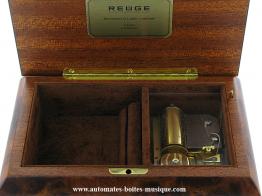 Boîtes à bijoux musicales en bois naturel fabriquées en Italie (18 et 30 lames) Boîte à bijoux musicale Reuge : boîte à bijoux Reuge de 36 lames