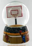 Boules à neige musicales classiques (en stock) Boule à eau musicale "Jeu d'adresse" : boule à eau musicale "Basket-ball"