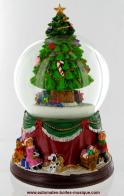 Boules à neige musicales de Noël disponibles sur commande (nous contacter) Boule à eau musicale de Noël  : boule à eau musicale avec sapin de Noël